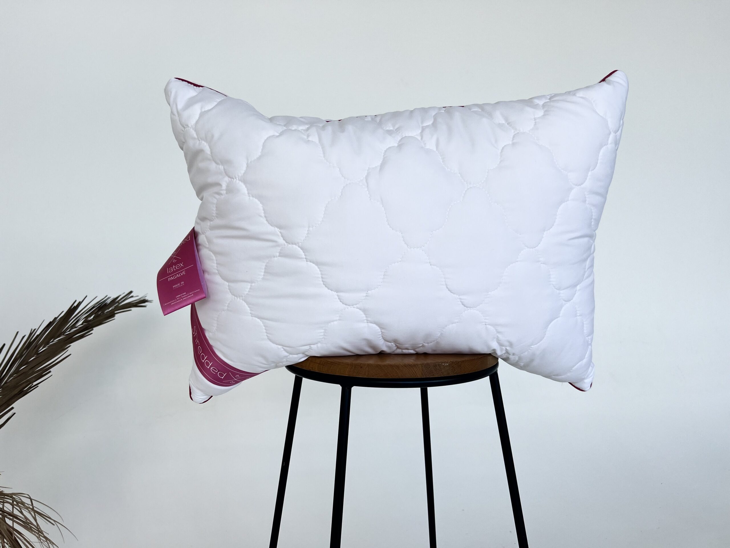 Ergonominė pagalvė su latekso užpildu