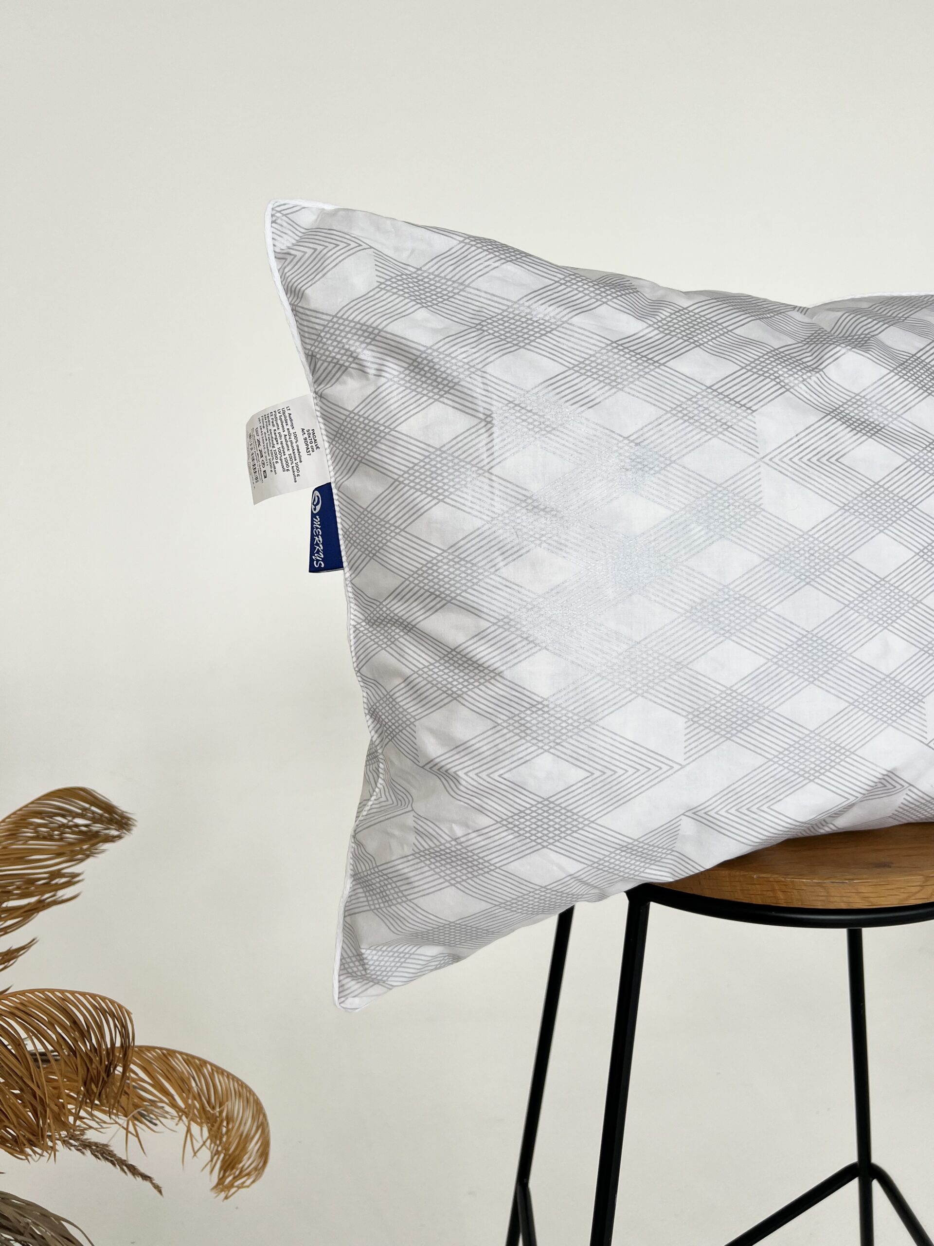 MERKYS ančių plunksnų ergonominė pagalvė